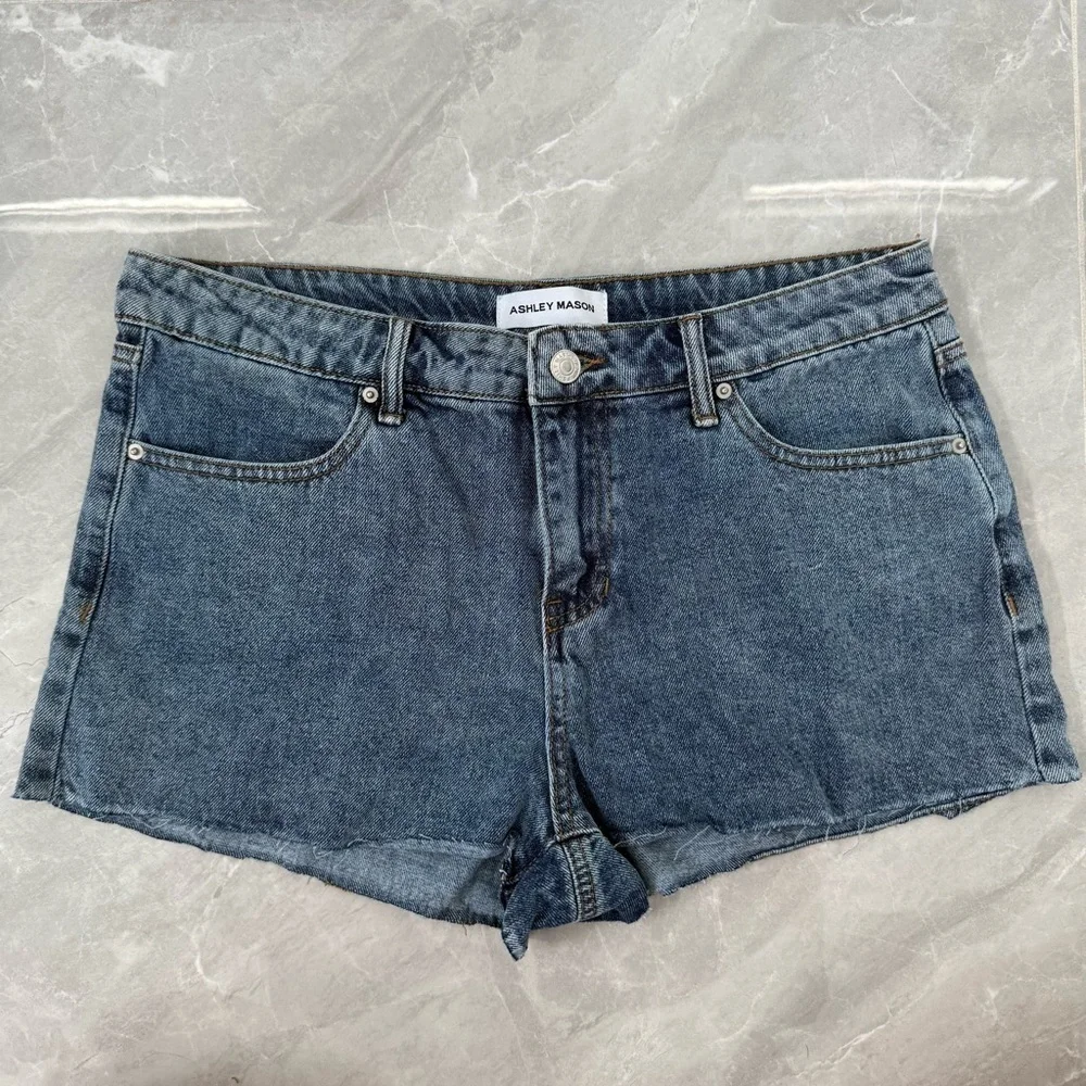 Women’s Ashley Mason Denim Jean Shorts Hearts Ribbon Bow Cottagecore Size 9 / 29